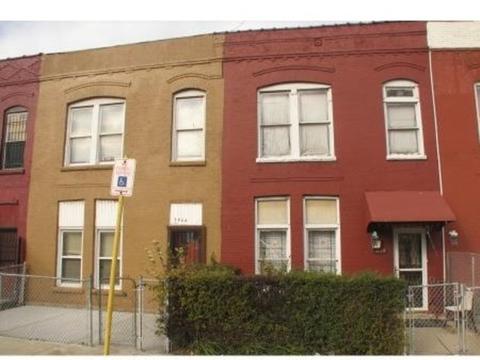 3956 W Ontario St, Chicago, IL 60624