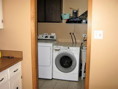 3130 Sangamon St, Steger, IL 60475 photo 9