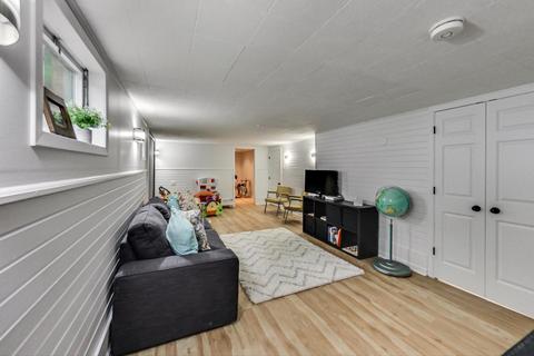 424 S Pierce Ave, Wheaton, IL 60187 photo 22
