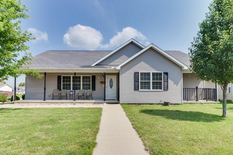 1830 Marina Dr, Normal, IL 61761 photo 1