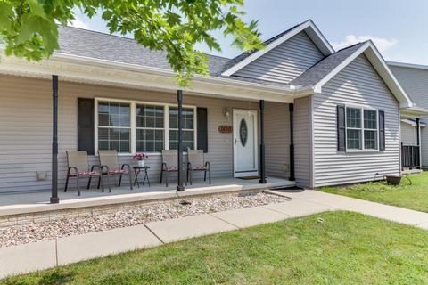1830 Marina Dr, Normal, IL 61761 photo 2