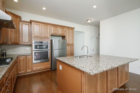 3858 Eagle Ridge Dr, Elgin, IL 60124 photo 5