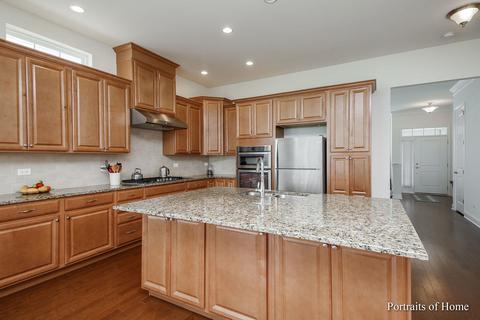 3858 Eagle Ridge Dr, Elgin, IL 60124 photo 6