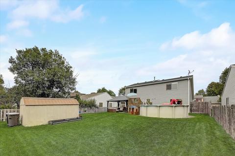 614 Hampton Cir, Elgin, IL 60120 photo 26