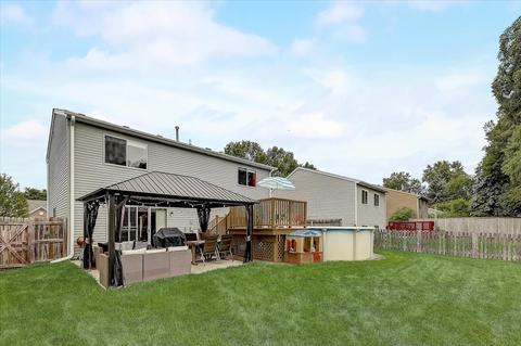 614 Hampton Cir, Elgin, IL 60120 photo 27