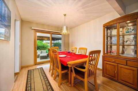 320 W Walnut Ave, Des Plaines, IL 60016 photo 12