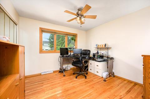 320 W Walnut Ave, Des Plaines, IL 60016 photo 21