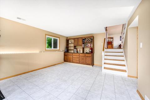 320 W Walnut Ave, Des Plaines, IL 60016 photo 27