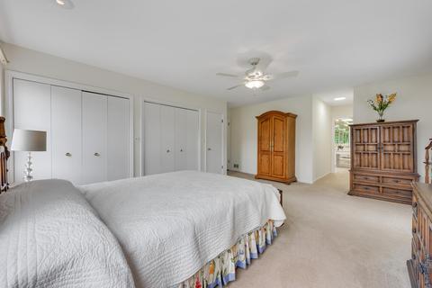 30 Logan Ter, Golf, IL 60029 photo 19