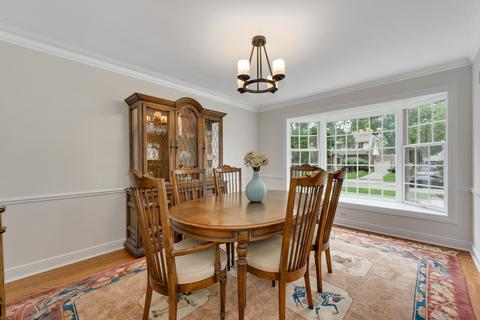 30 Logan Ter, Golf, IL 60029 photo 16