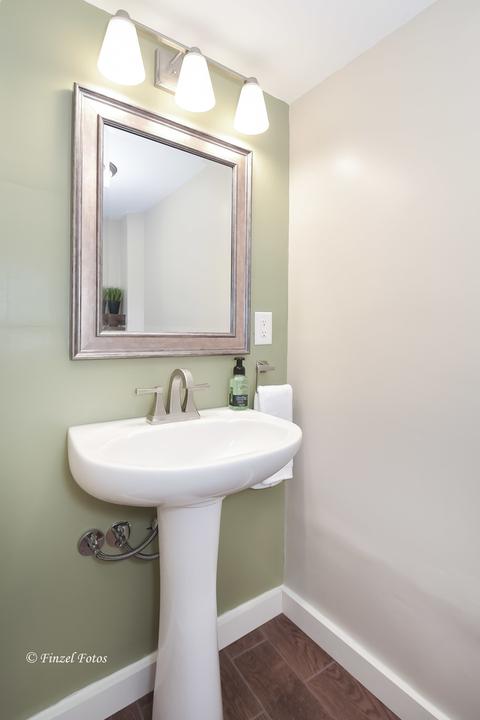117 S 6th St, West Dundee, IL 60118 photo 17