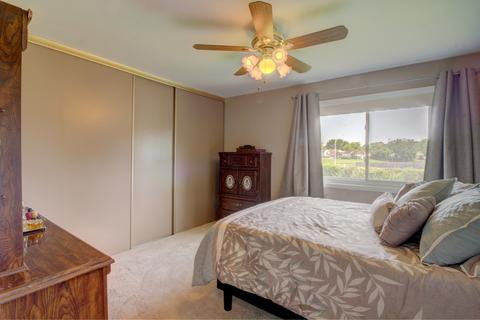 838 Bay Ct, Bartlett, IL 60103 photo 10