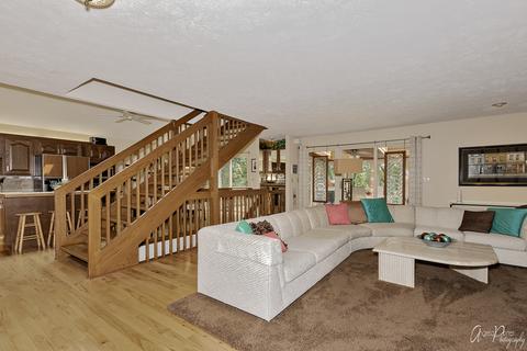 1806 Cassandra Ln, Mchenry, IL 60051 photo 25