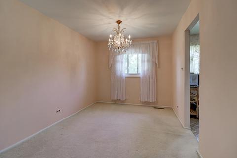 1460 Jefferson Rd, Hoffman Estates, IL 60169 photo 5