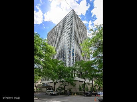 1 E Scott St #608, Chicago, IL 60610 photo 1
