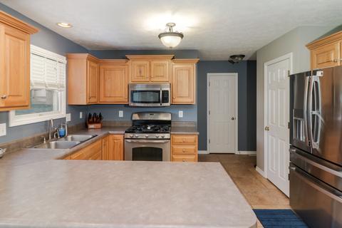 3308 Peppertree Ln, Bloomington, IL 61704 photo 7
