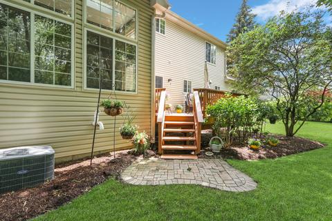 362 Old Walnut Cir, Gurnee, IL 60031 photo 43