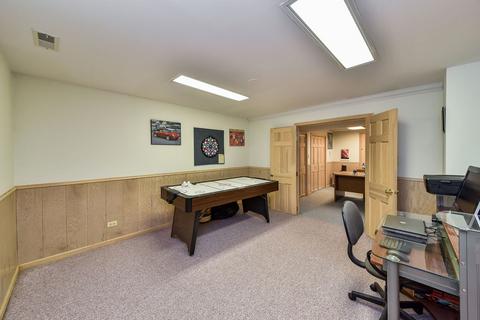 85 Christina Cir, Wheaton, IL 60189 photo 24