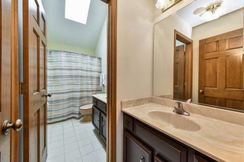 85 Christina Cir, Wheaton, IL 60189 photo 21