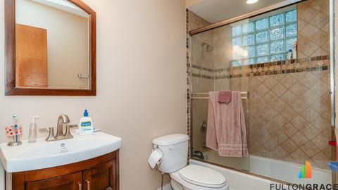 540 E 45th St #1N, Chicago, IL 60653 photo 13