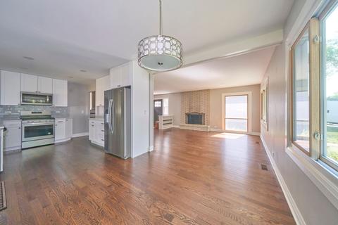 504 Lisa Rd, West Dundee, IL 60118 photo 10