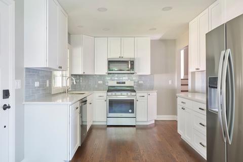 504 Lisa Rd, West Dundee, IL 60118 photo 4