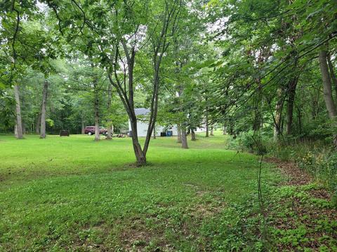 9724 N Memory Ln, Leaf River, IL 61047 photo 10