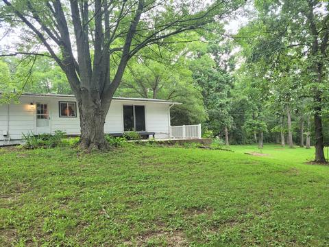 9724 N Memory Ln, Leaf River, IL 61047 photo 9