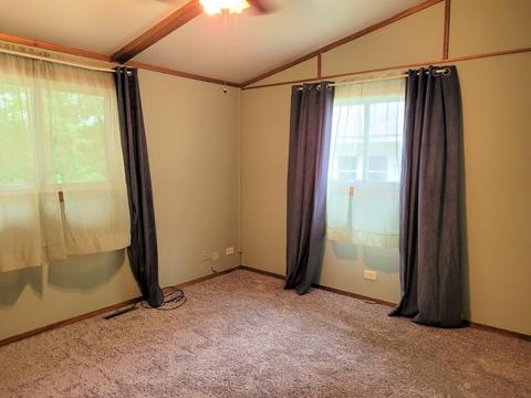 9724 N Memory Ln, Leaf River, IL 61047 photo 33