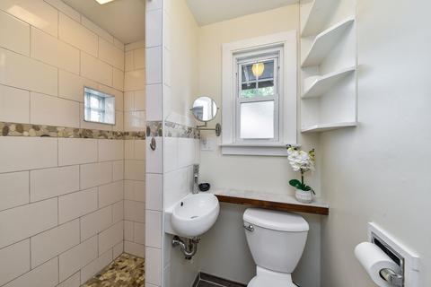 1021 N Main St, Wheaton, IL 60187 photo 12