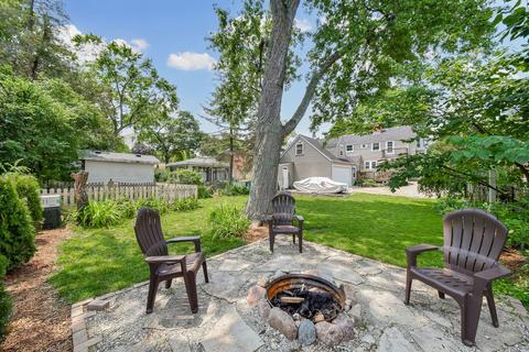 1021 N Main St, Wheaton, IL 60187 photo 26