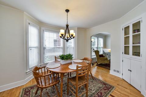 1021 N Main St, Wheaton, IL 60187 photo 6