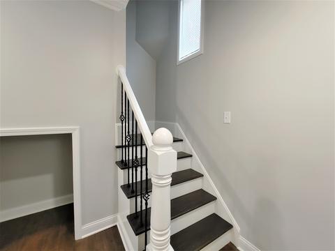 1104 Bellevue Ave, Elgin, IL 60120 photo 9