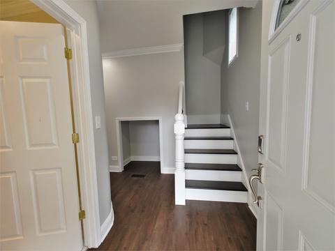 1104 Bellevue Ave, Elgin, IL 60120 photo 8