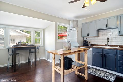 2507 Meadow Dr, Rolling Meadows, IL 60008 photo 9