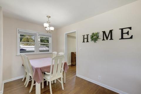 240 E North Ave, Bartlett, IL 60103 photo 8
