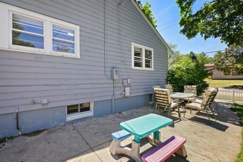 240 E North Ave, Bartlett, IL 60103 photo 21