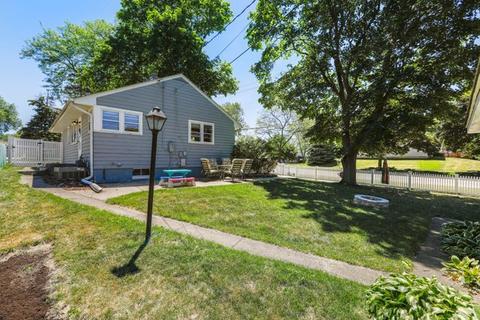 240 E North Ave, Bartlett, IL 60103 photo 19