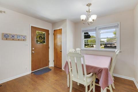 240 E North Ave, Bartlett, IL 60103 photo 7