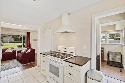 240 E North Ave, Bartlett, IL 60103 photo 6
