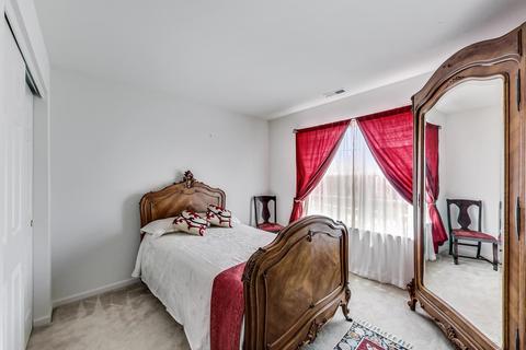 330 Comstock Dr, Elgin, IL 60124 photo 41