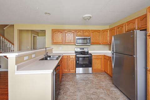 1825 Marina Dr, Normal, IL 61761 photo 9