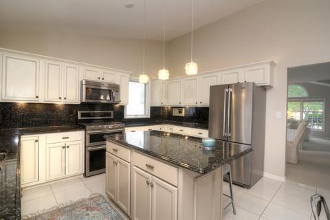 558 Abbey Rd, Bartlett, IL 60103 photo 8