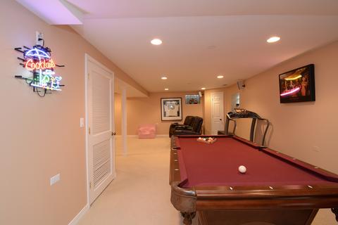 558 Abbey Rd, Bartlett, IL 60103 photo 16