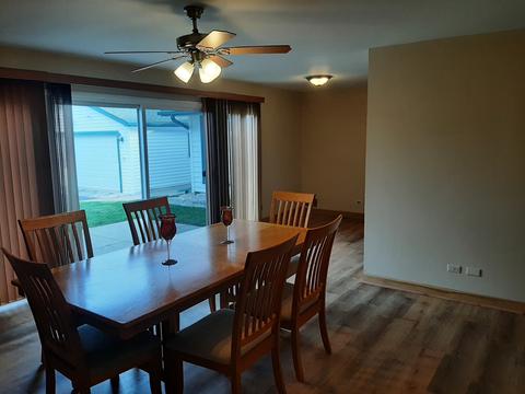 1965 Pierce Rd, Hoffman Estates, IL 60169 photo 4