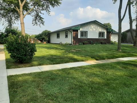 1965 Pierce Rd, Hoffman Estates, IL 60169 photo 2
