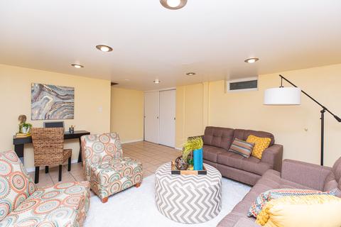 355 Alles St, Des Plaines, IL 60016 photo 11