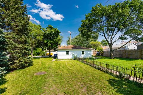 355 Alles St, Des Plaines, IL 60016 photo 20