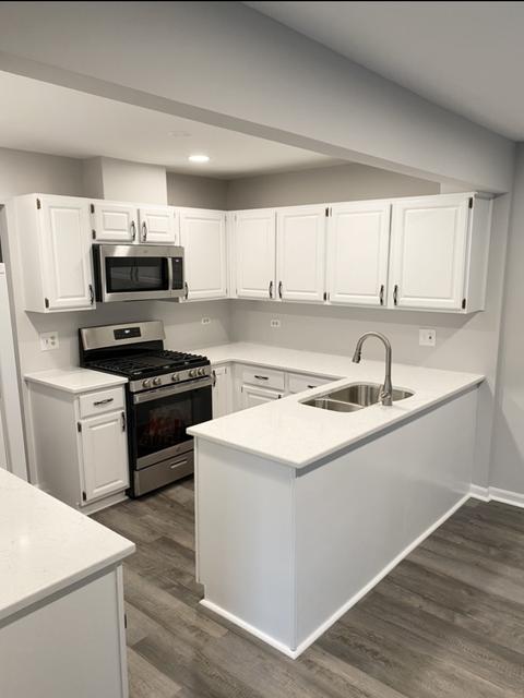 9038 Forestview Rd, Evanston, IL 60203 photo 9