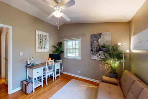 2064 Pratt Ave, Des Plaines, IL 60018 photo 16